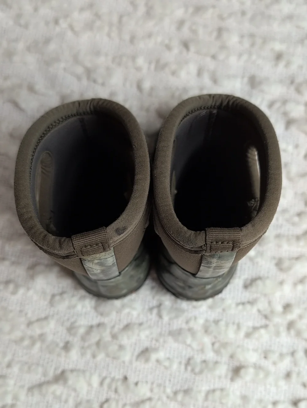 Bogs Boys Girls Camo Hunting Winter Snow Neoprene Rain Boots Insulated Size 8